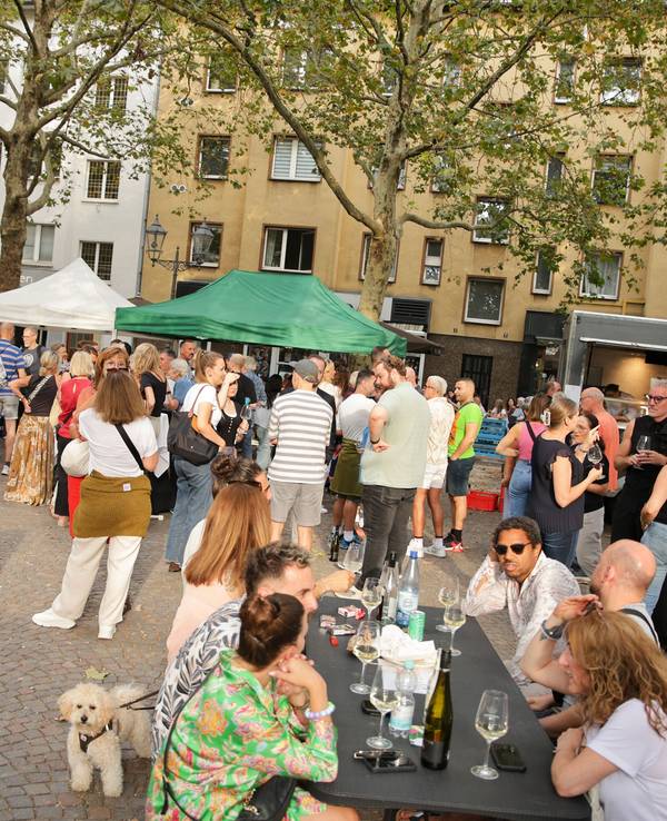 Der „Markt Treff“ auf dem Rudolfplatz Ende August. Der Markt muss seinen Betrieb einstellen.