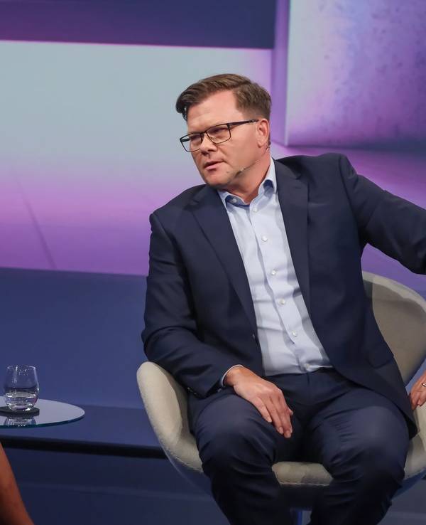 Sahra Wagenknecht und Carsten Schneider stritten bei „Maischberger“ über die Deutung des Wahlergebnisses von Sachsen-Anhalt. (Bild: WDR / Oliver Ziebe)