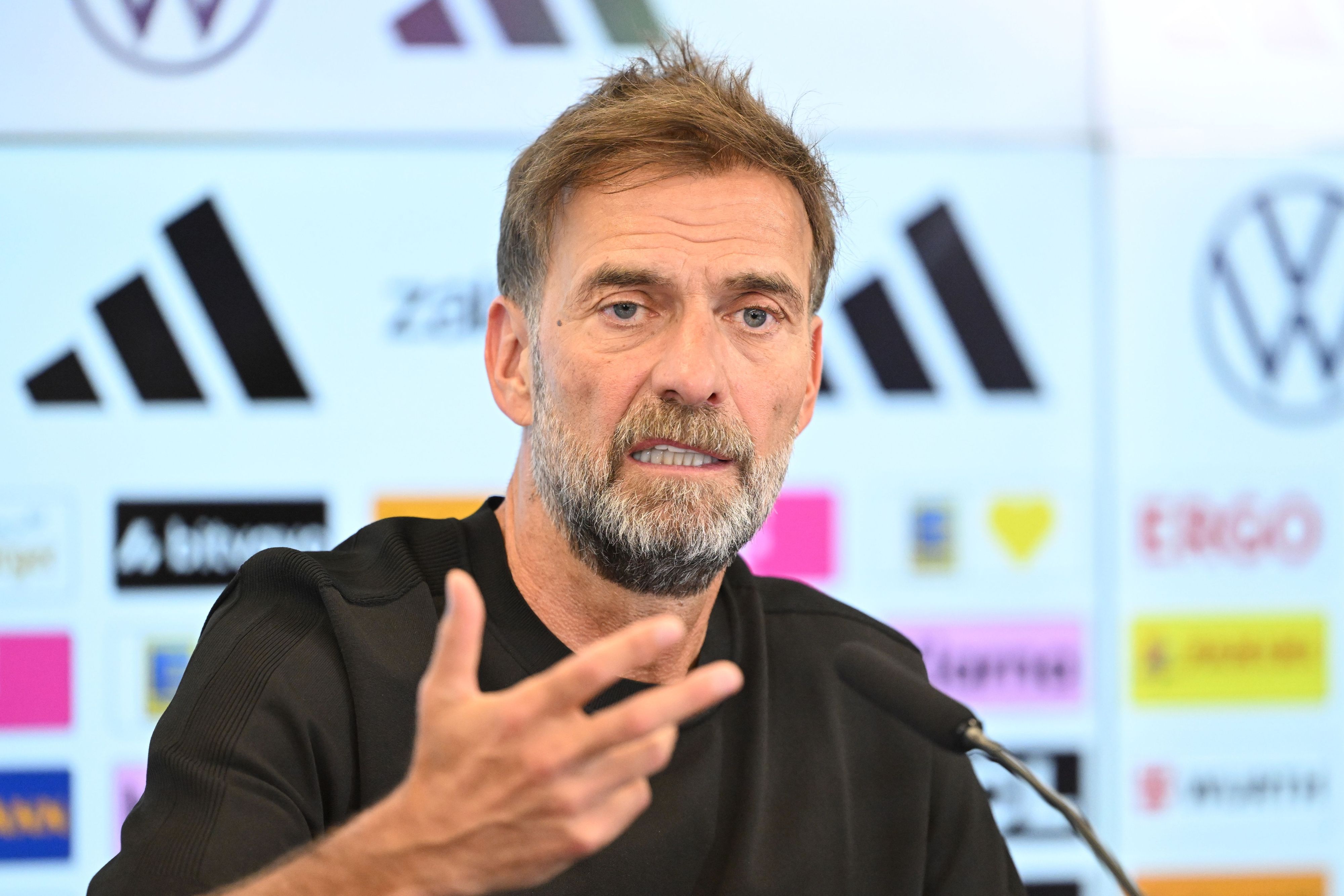 Jürgen Klopp auf einer Pressekonferenz.