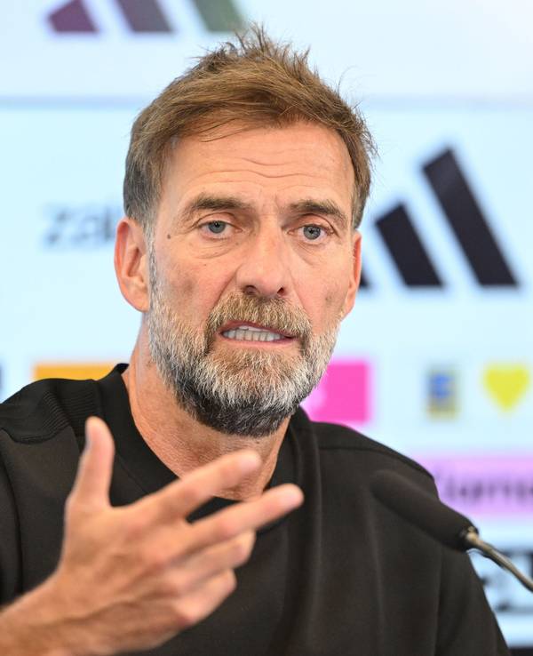 Jürgen Klopp auf einer Pressekonferenz.
