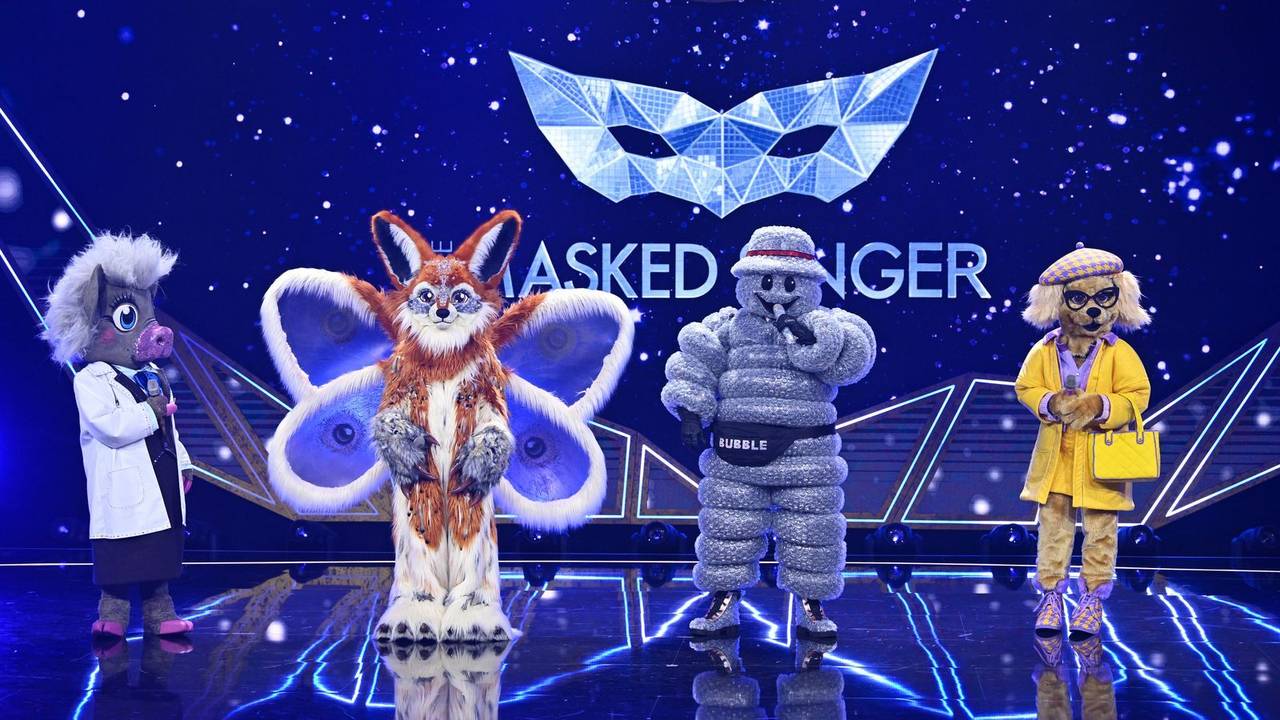 Kurzes Vergnügen: Bubble und Emily Wau (rechts) mussten „The Masked Singer“ gleich in der ersten Show verlassen - und sorgten bei der Demaskierung für erstaunte Gesichter. (Bild: Joyn/Willi Weber)