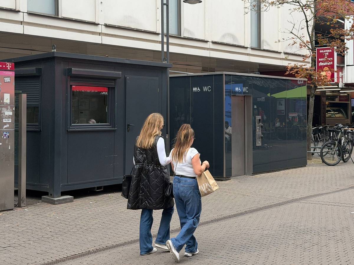 Öffentliche Toilette in Köln