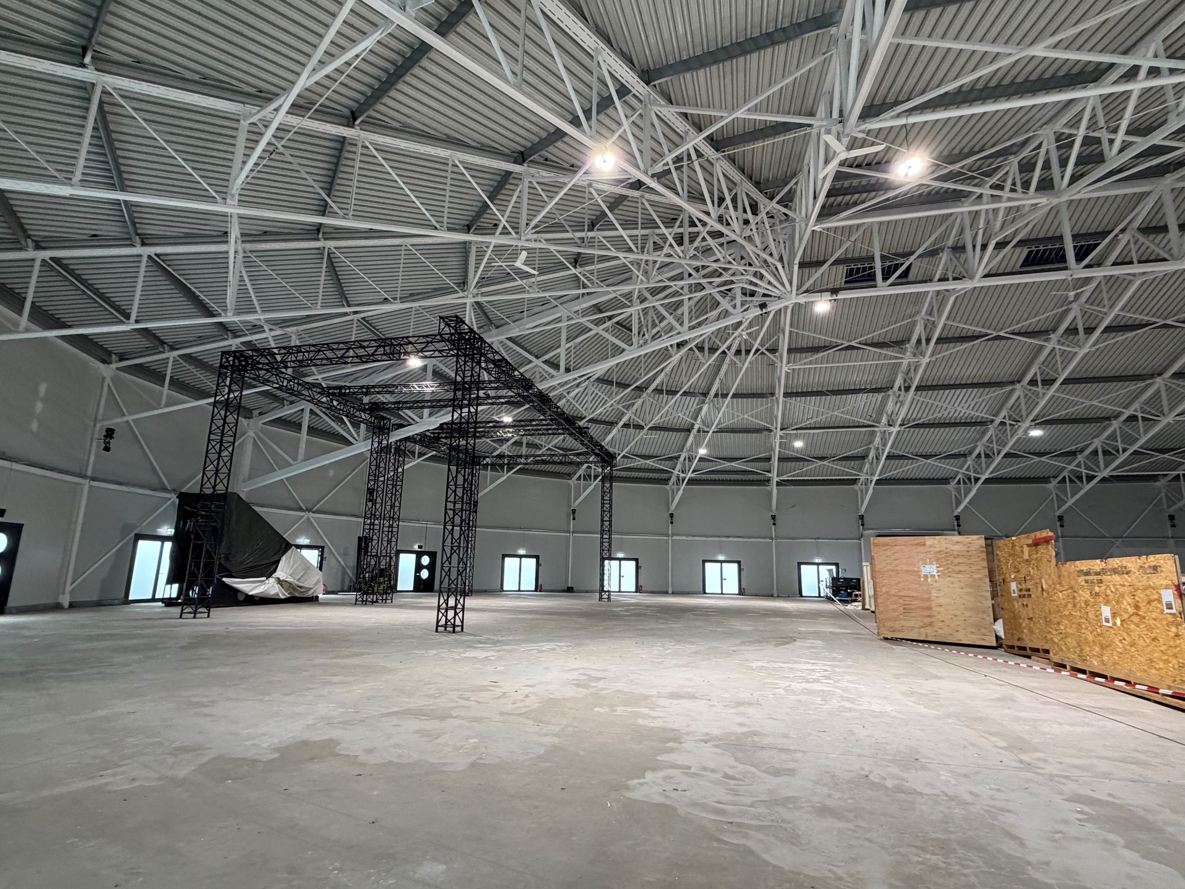 Blick in die Halle am Girlitzweg.