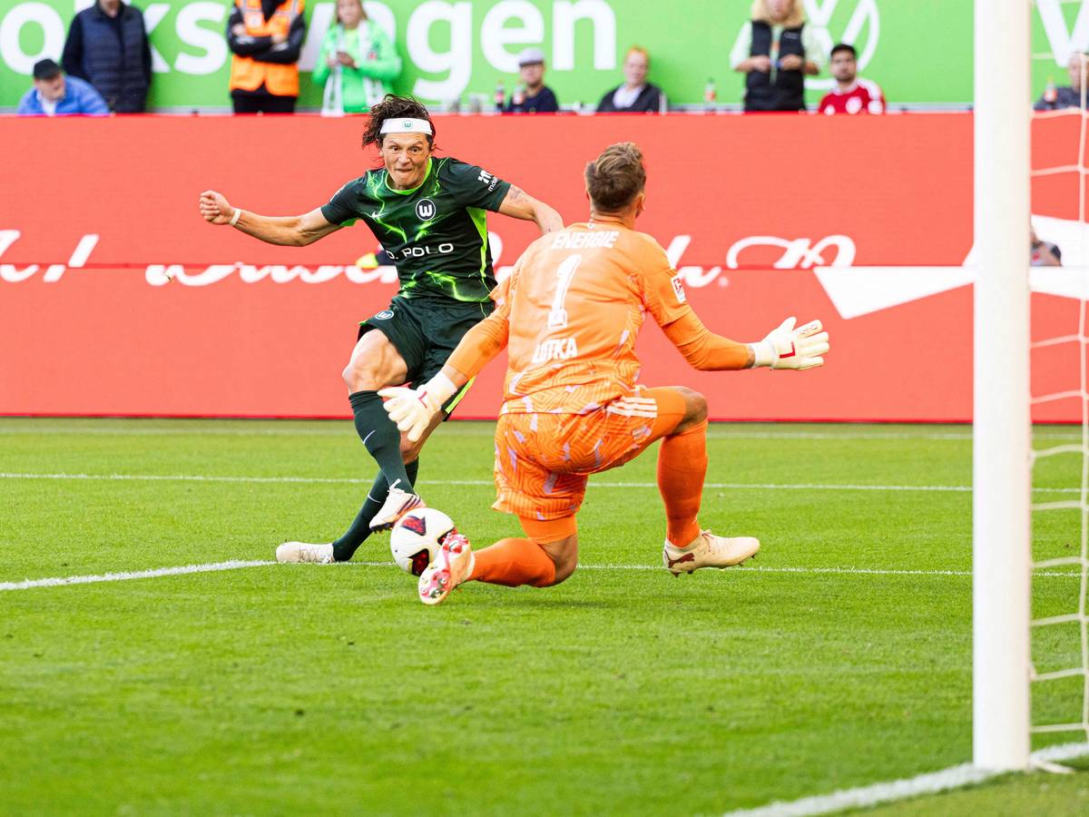 Fabian Reese bei einer Torchance.