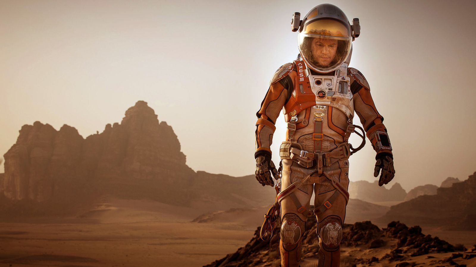 Absolute Einsamkeit: Mark Watney (Matt Damon) wurde von seiner Crew auf dem Mars zurückgelassen.  (Bild: 2015 Twentieth Century Fox Film Corporation. All Rights Reserved.)