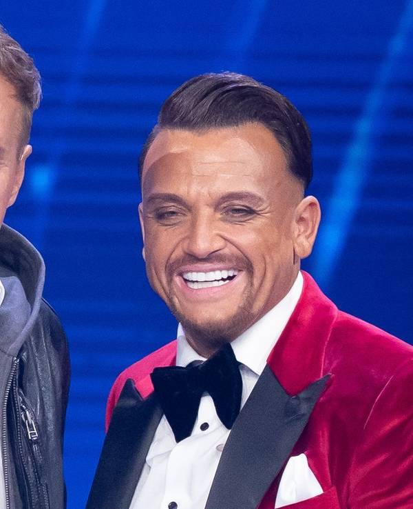 Menowin Fröhlich (rechts) hatte bei DSDS mit Dieter Bohlen viel zu lachen. Danach blieb der Erfolg allerdings aus. (Bild: 2026 Getty Images/Andreas Rentz)