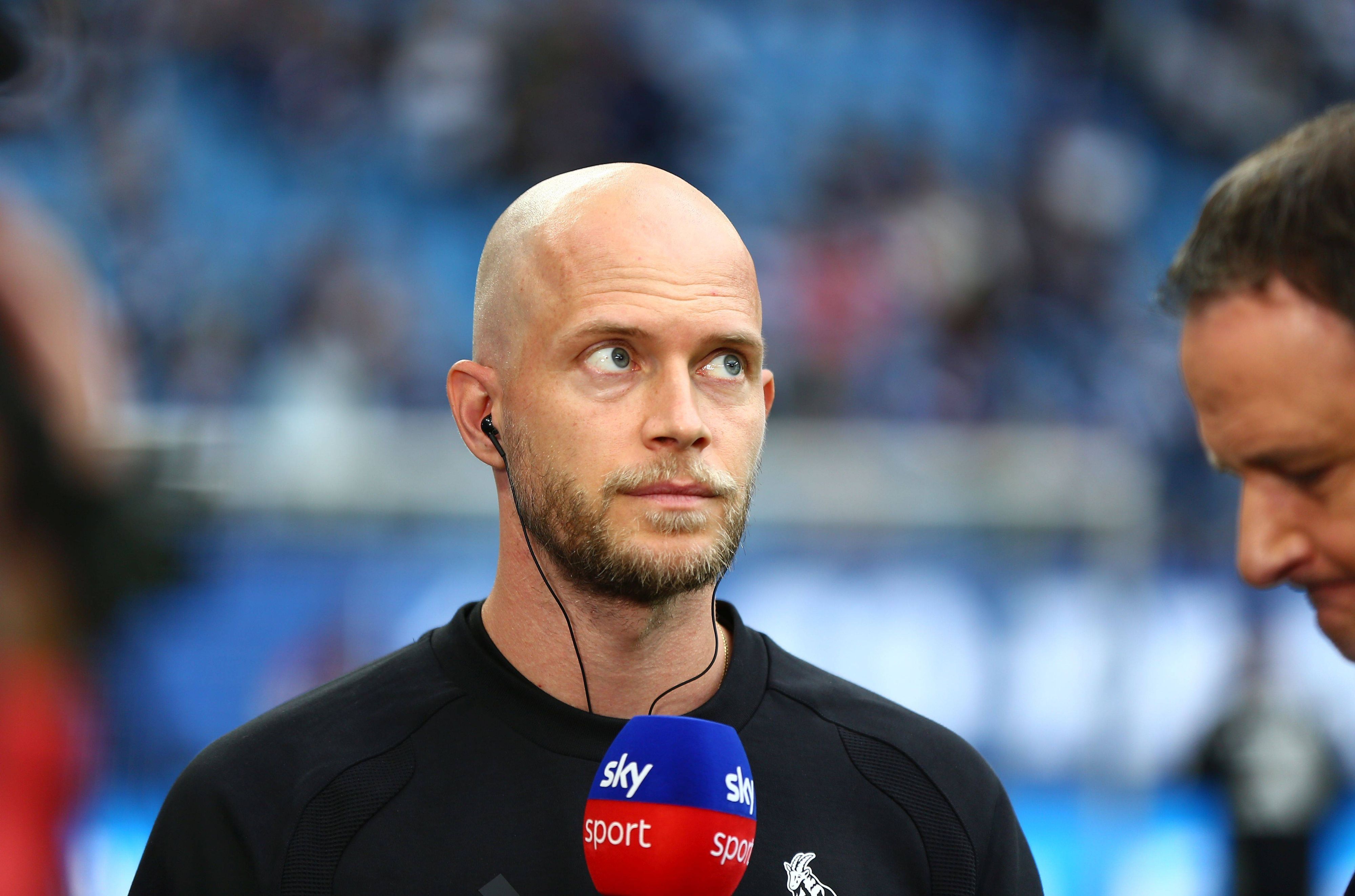 Kölns Trainer René Wagner bei einem Sky-Interview