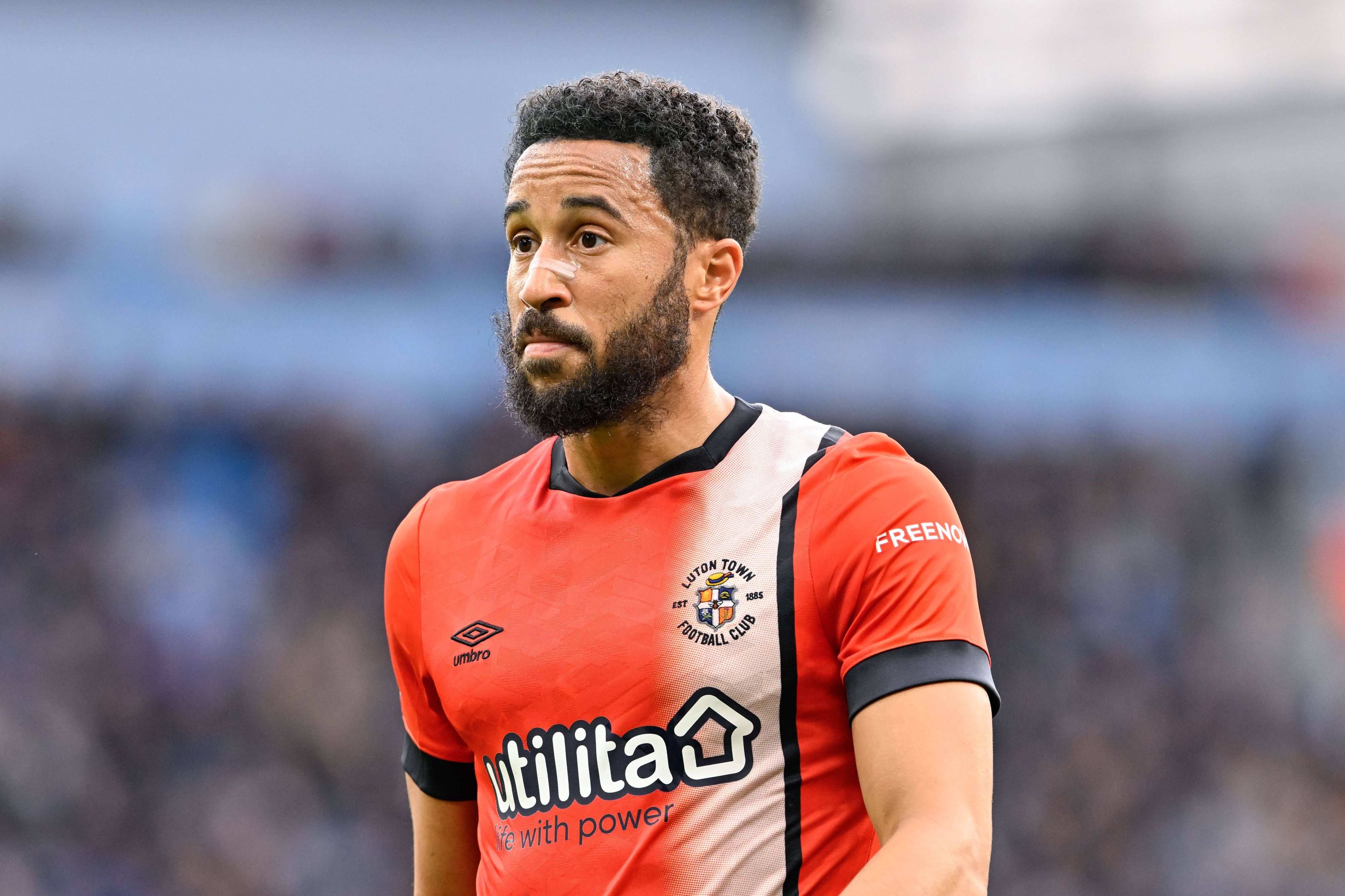 Andros Townsend im Fußballtrikot