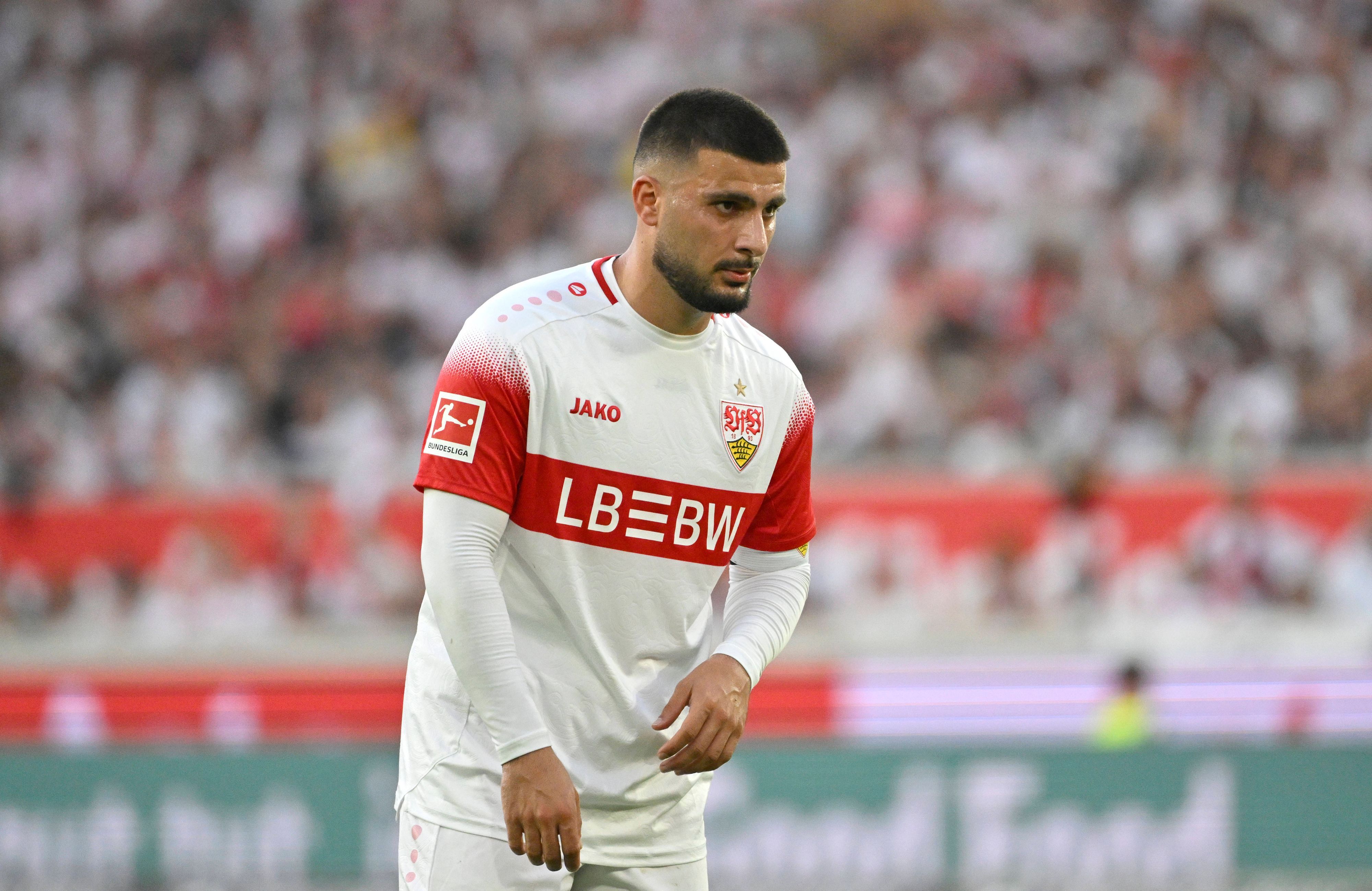 Deniz Undav im Fußballtrikot
