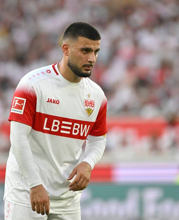 Deniz Undav im Fußballtrikot