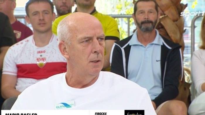 Mario Basler sitzt als Experte im „Doppelpass“.