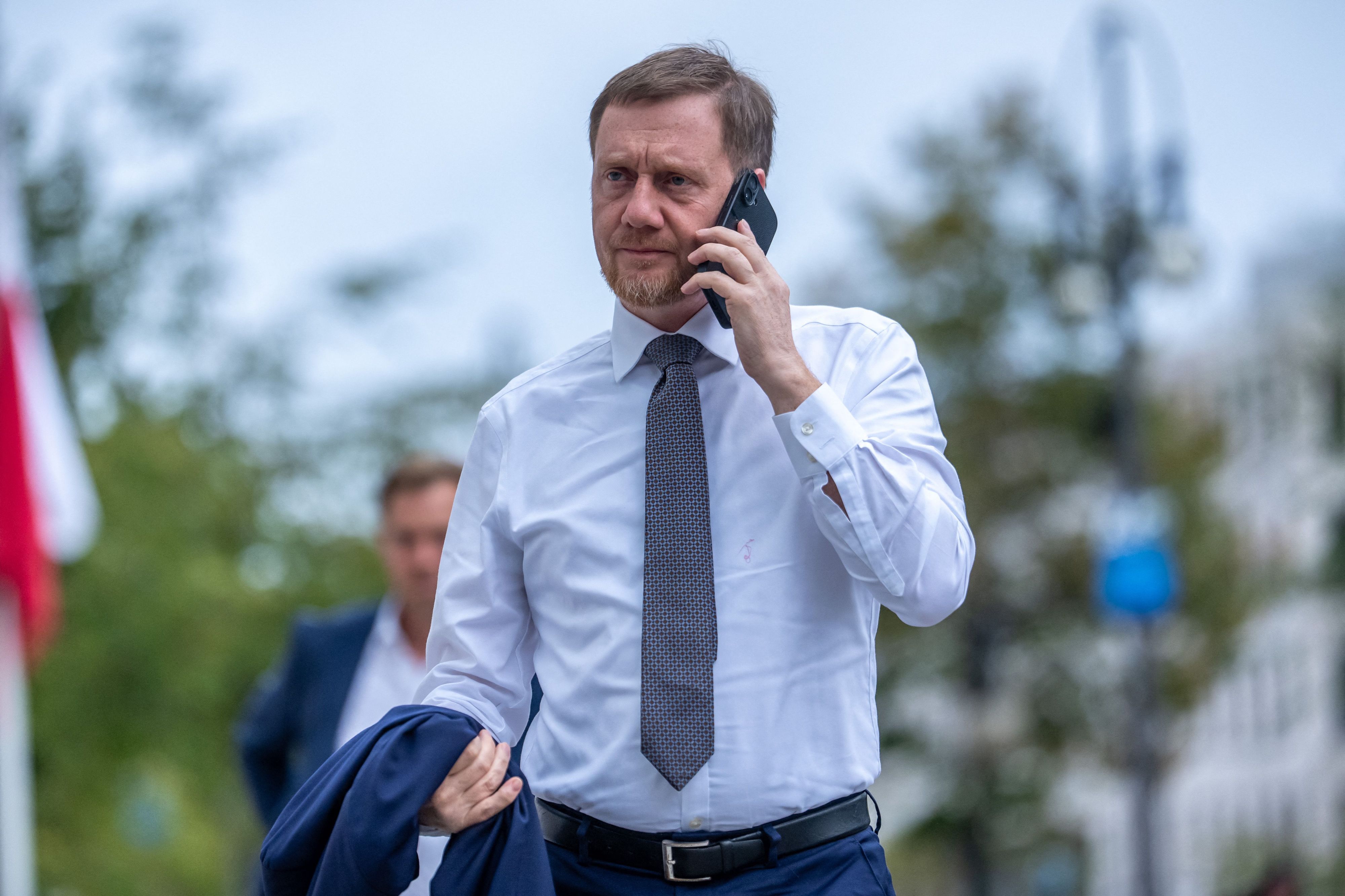 Michael Kretschmer (CDU), Ministerpräsident von Sachsen, kommt nach den Landtagswahlen in Berlin und Mecklenburg-Vorpommern am Konrad-Adenauer-Haus, der Bundeszentrale der CDU, zur Sitzung des CDU-Präsidiums an.