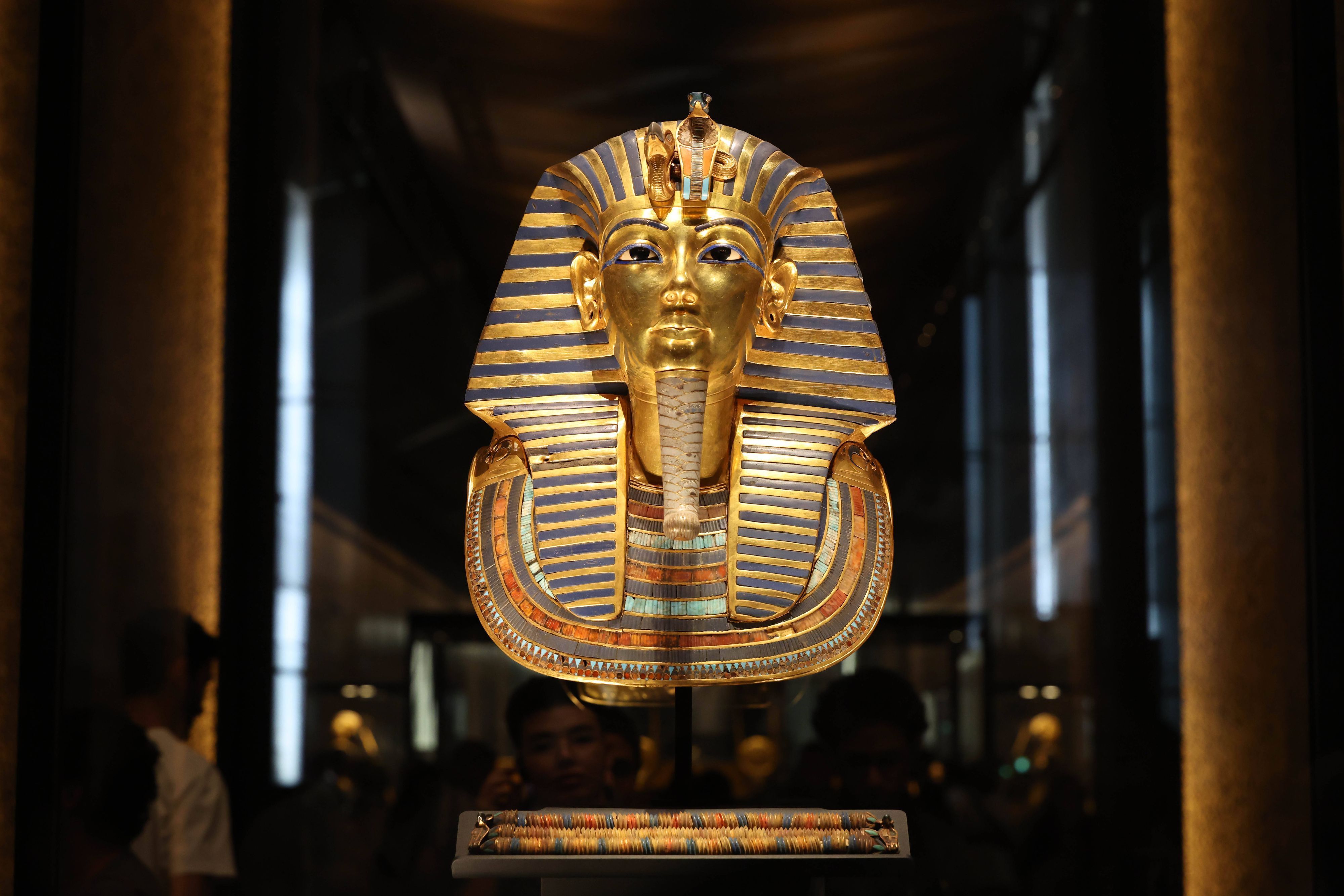 Die goldene Maske von Tutanchamuns im Großen Museum von Ägypten.