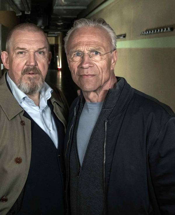 Seit fast 30 Jahren spielen Klaus J. Behrendt (rechts) und Dietmar Bär die Kölner Kriminalhauptkommissare Max Ballauf und Freddy Schenk. Nächstes Jahr soll für Behrendt jedoch Schluss sein. (Bild: WDR/BAVARIA FICTION/Thomas Kost)