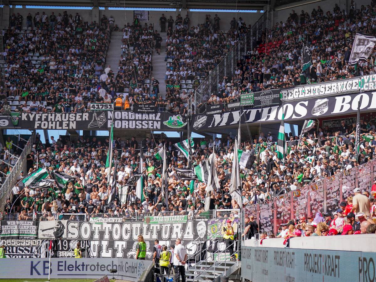 Der Auswärtsblock von Borussia Mönchengladbach.