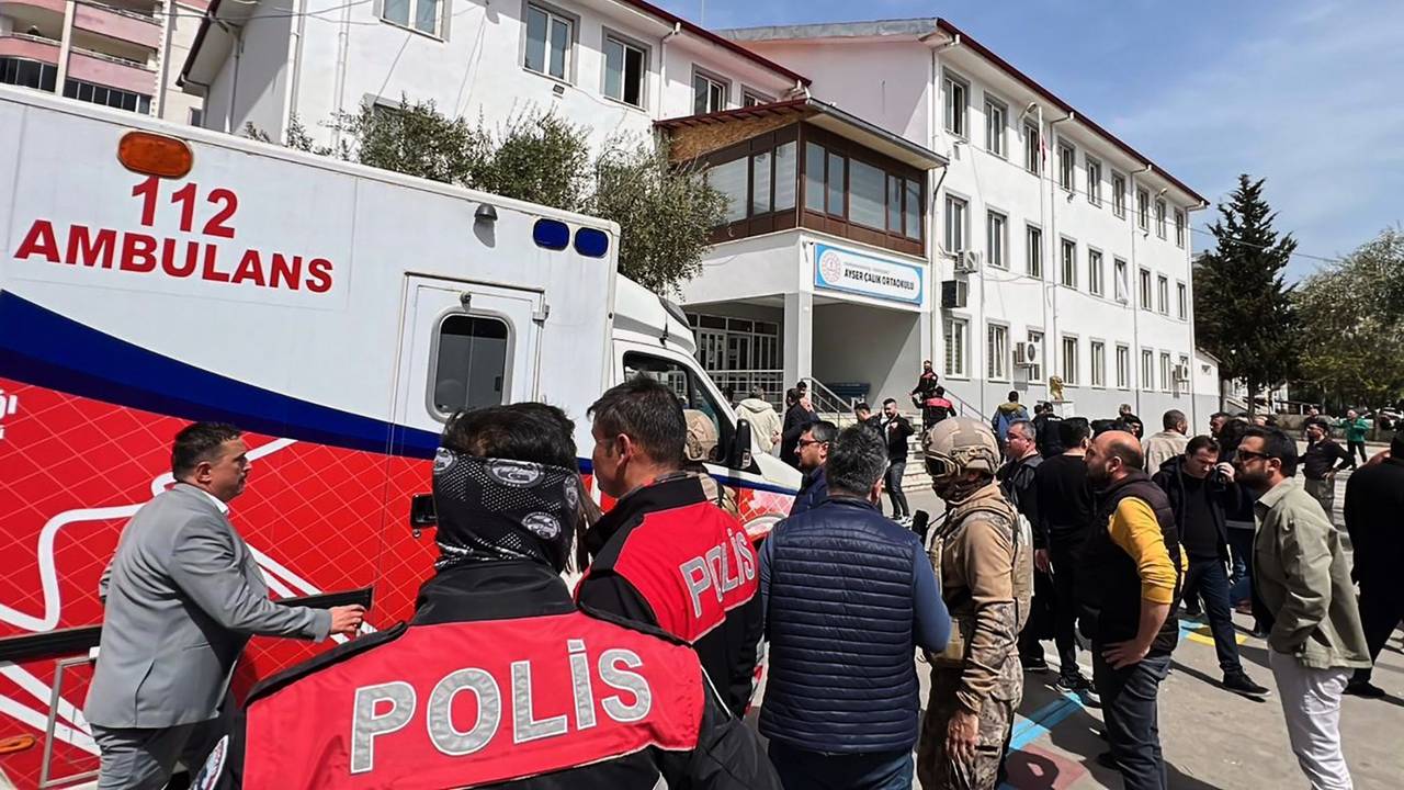 Schüsse nahe Schule