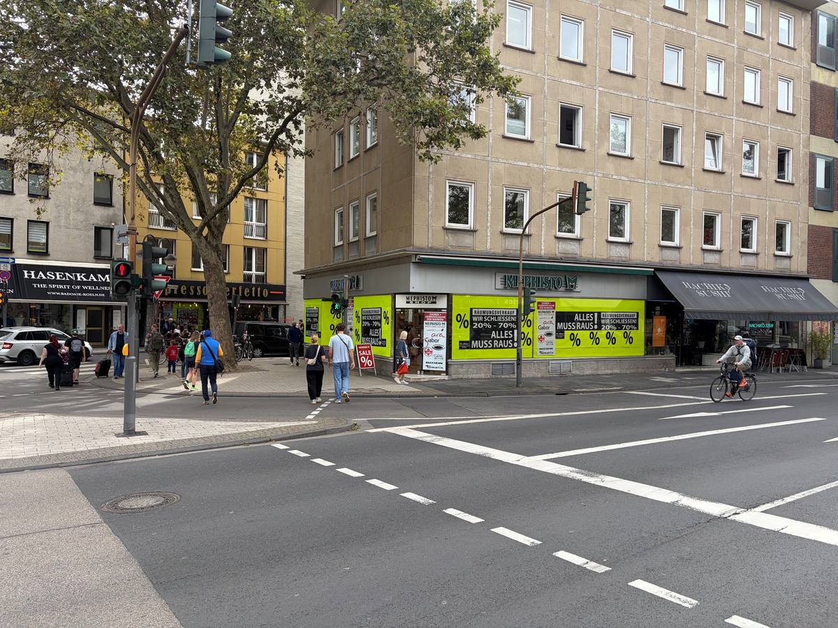 Der Mephisto-Shop in der Kölner Innenstadt schließt.