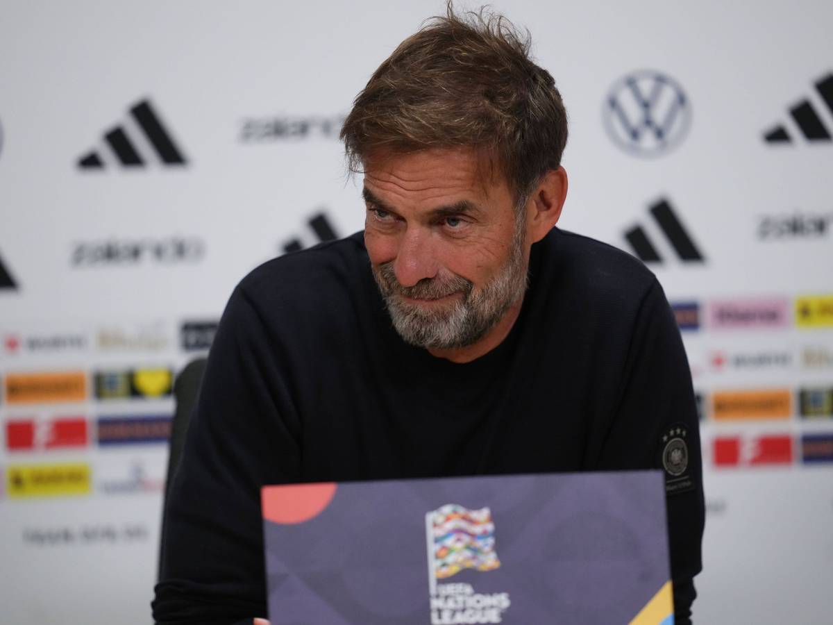 Jürgen Klopp auf der Pressekonferenz vor dem Klassiker gegen die Niederlande.