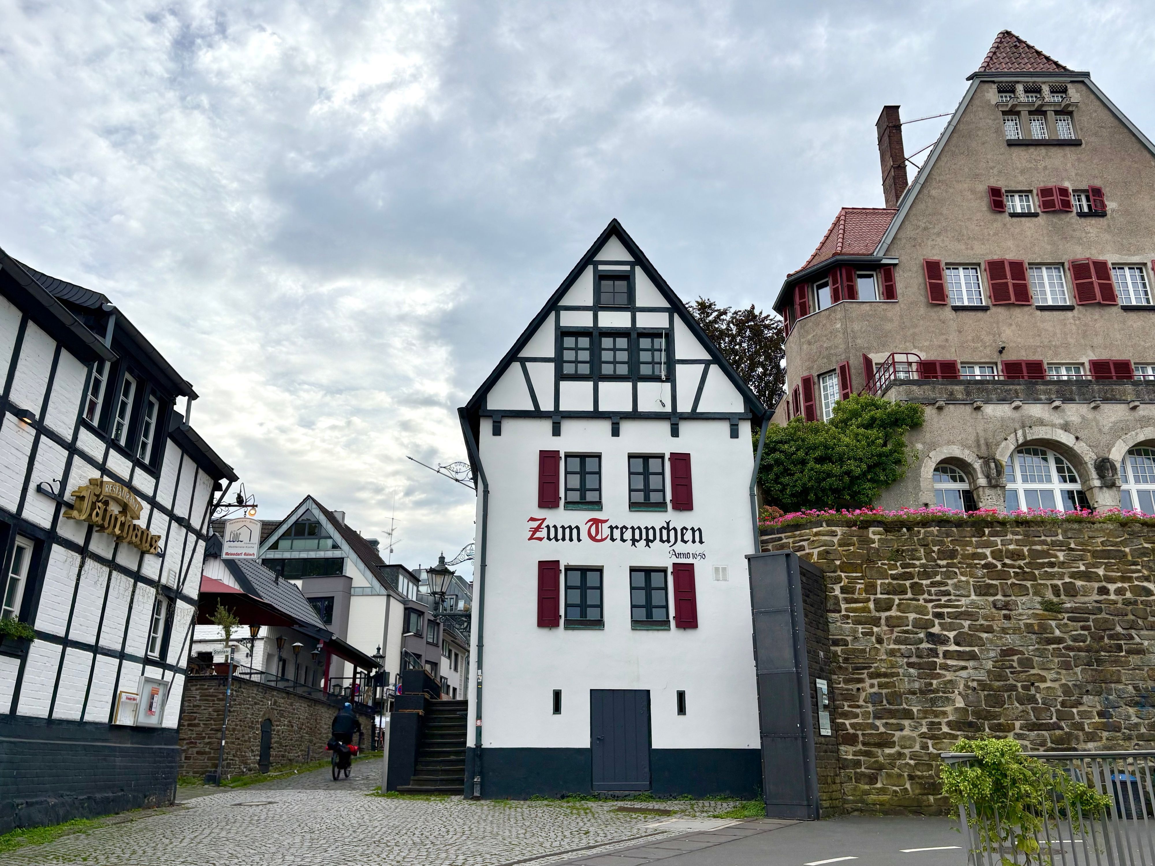 Das Traditions-Lokal „Treppchen“ in Rodenkirchen.
