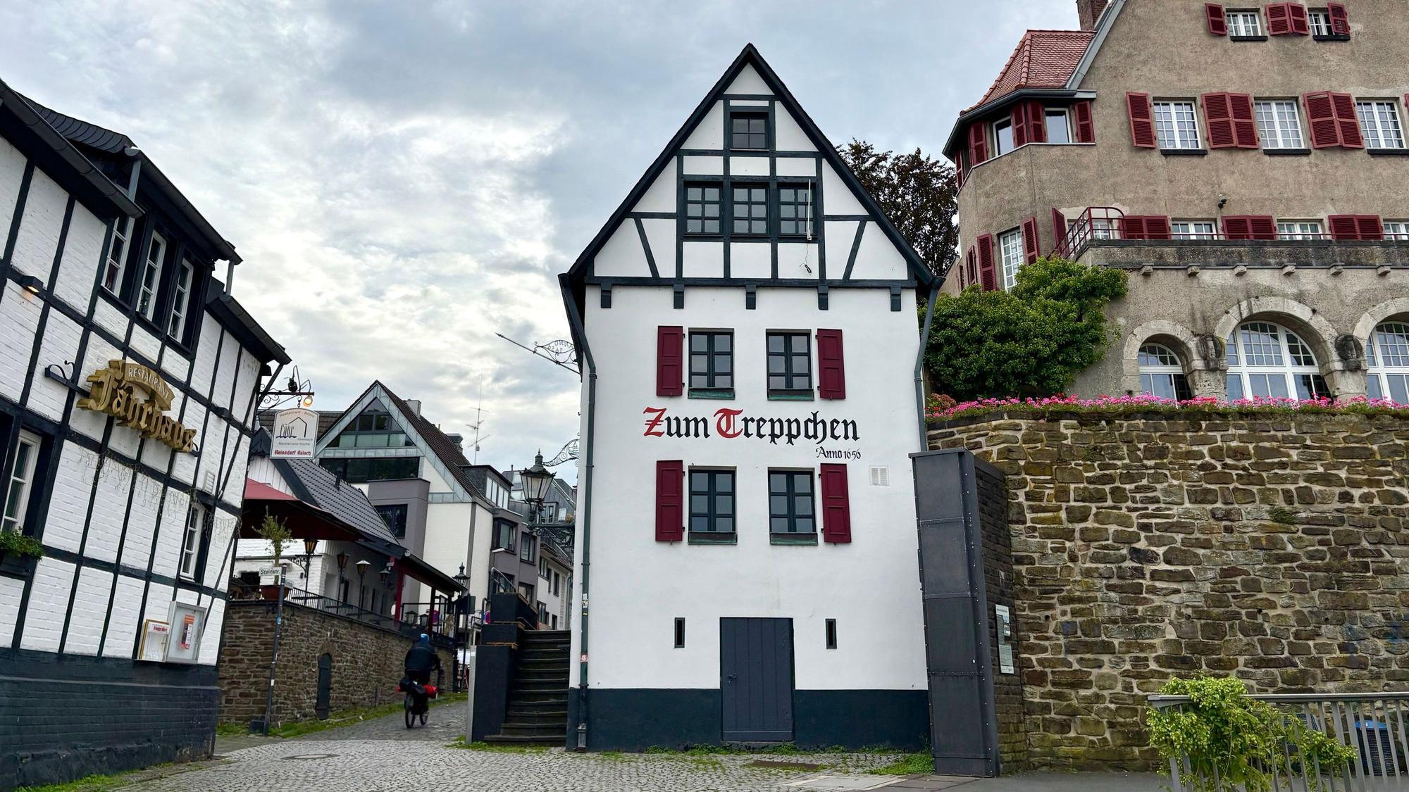 Das Traditions-Lokal „Treppchen“ in Rodenkirchen.
