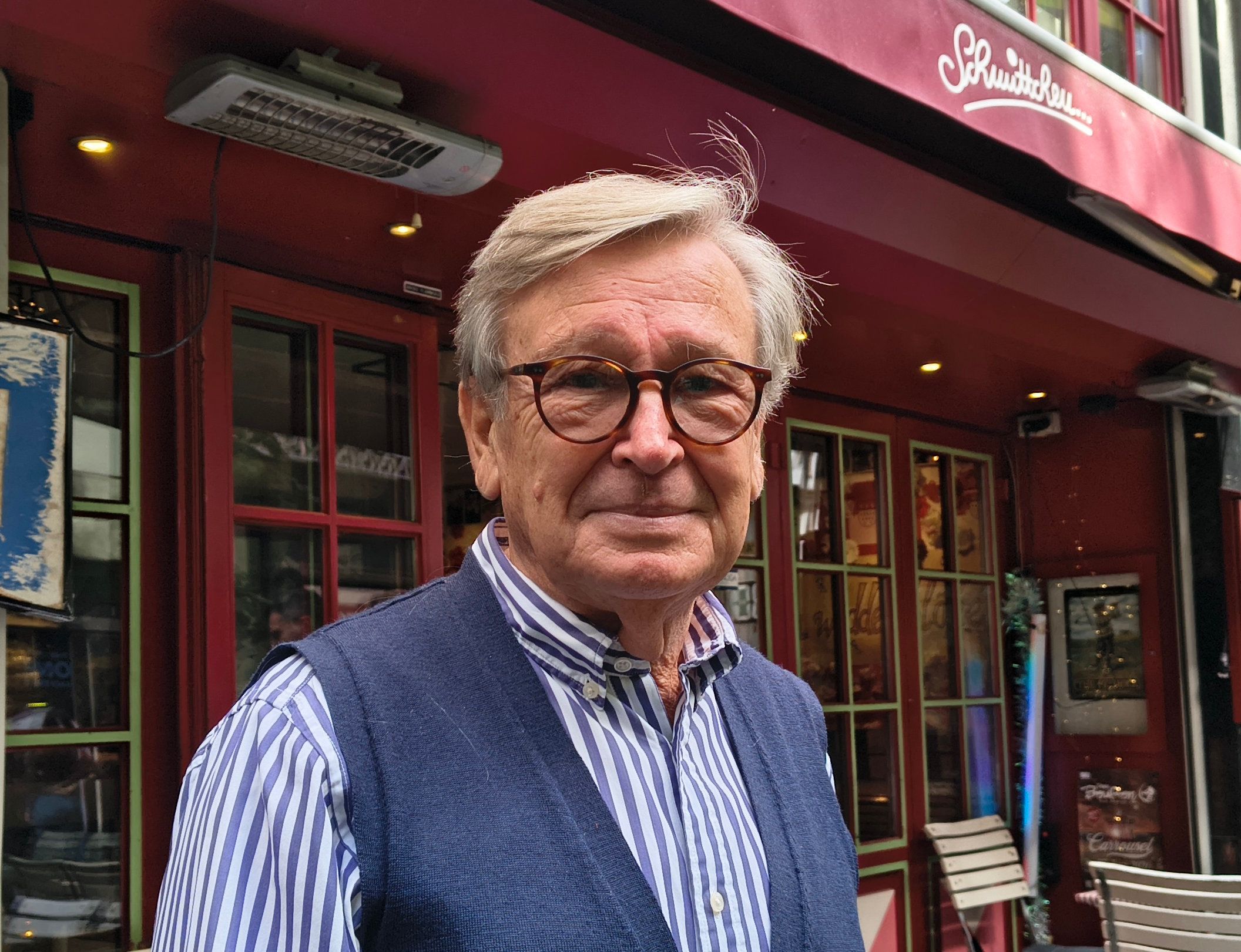 Helmut Schmitt, Inhaber des Restaurants „Schmittchen“ in der Breite Straße in Köln