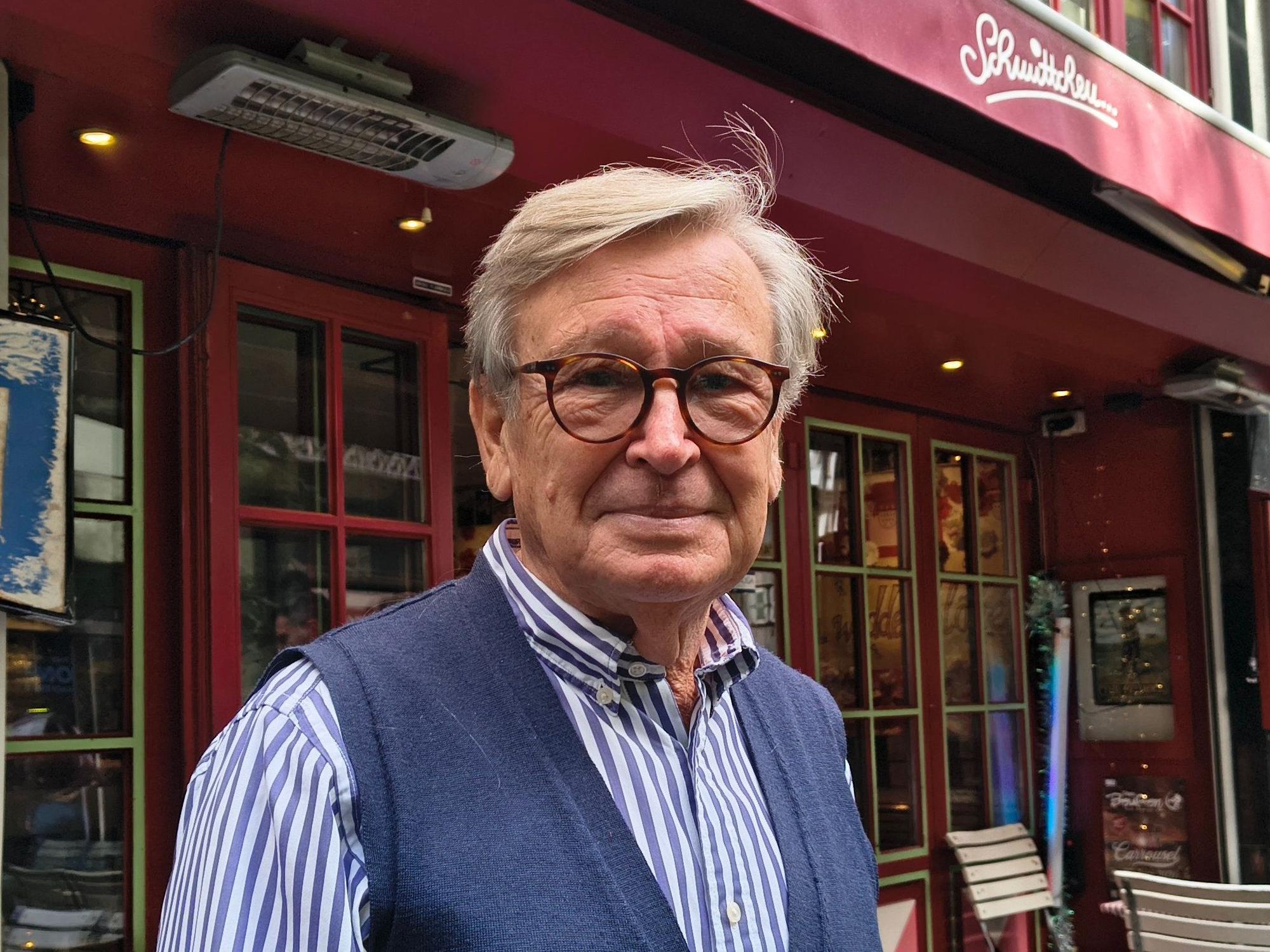 Helmut Schmitt, Inhaber des Restaurants „Schmittchen“ in der Breite Straße in Köln
