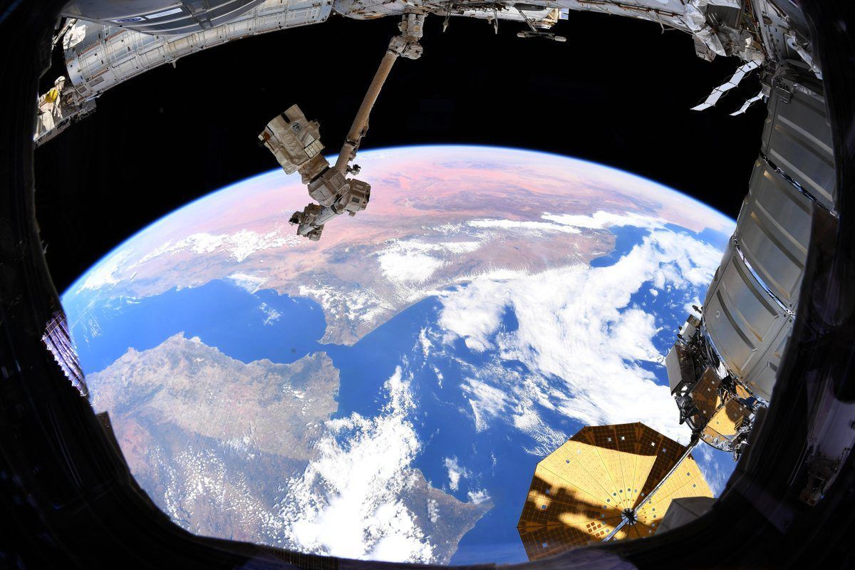 Blick aus der ISS auf die Erde. Das Foto wurde 2018 von Astronaut Alexander Gerst aufgenommen.