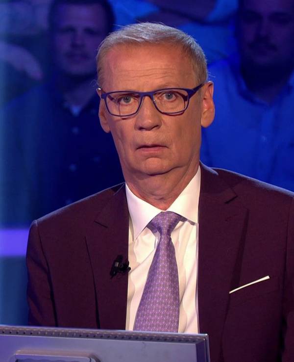 Da war er echt perplex: Günther Jauch erlebte bei bei „Wer wird Millionär?“ eine haarige Überraschung. (Bild: RTL)