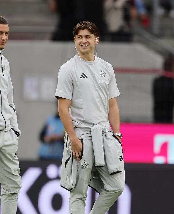 Said El Mala und Mikey Moore vor dem Spiel gegen Bremen.