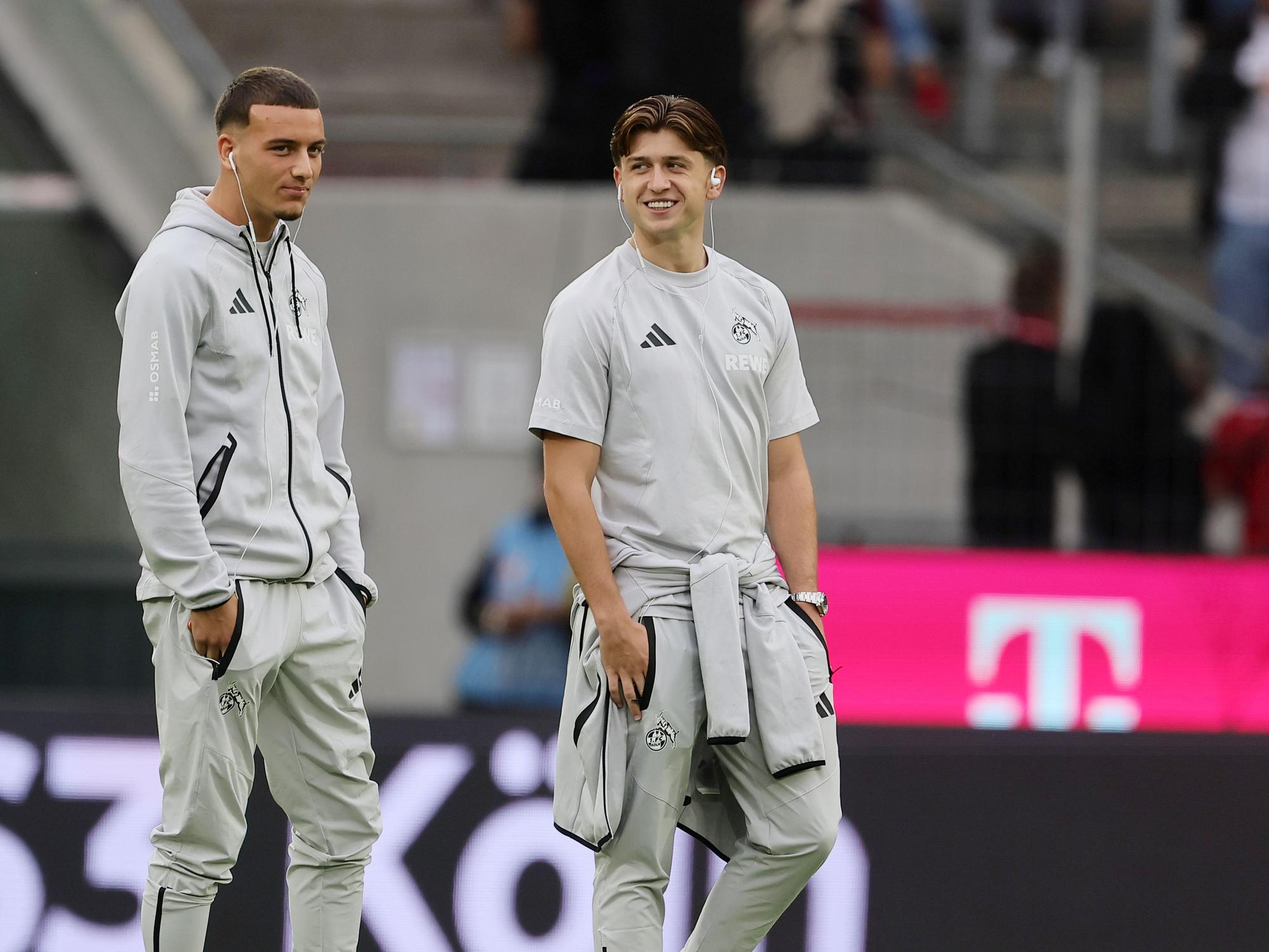 Said El Mala und Mikey Moore vor dem Spiel gegen Bremen.