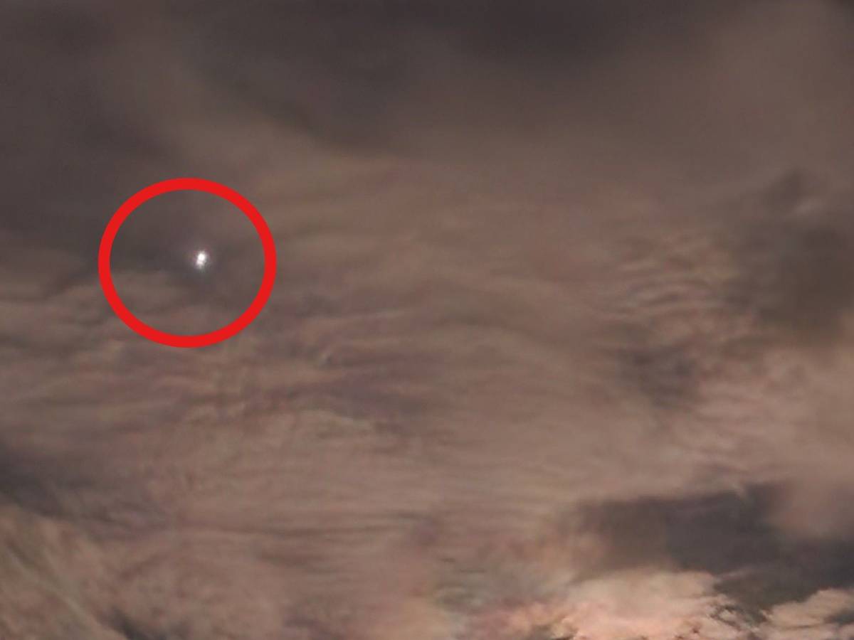 Die ISS war auch am Troisdorfer Himmel zu sehen. Fotografiert am Mittwochabend um 20.33 Uhr.