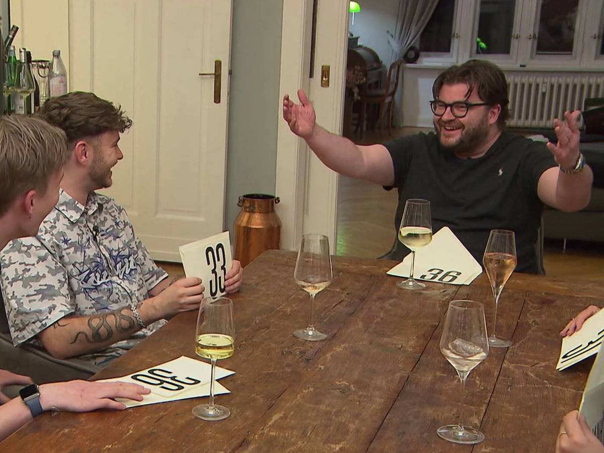 Gregor (41) will seinen Mitgewinner Noah (19) „adoptieren“. (Bild: RTL)