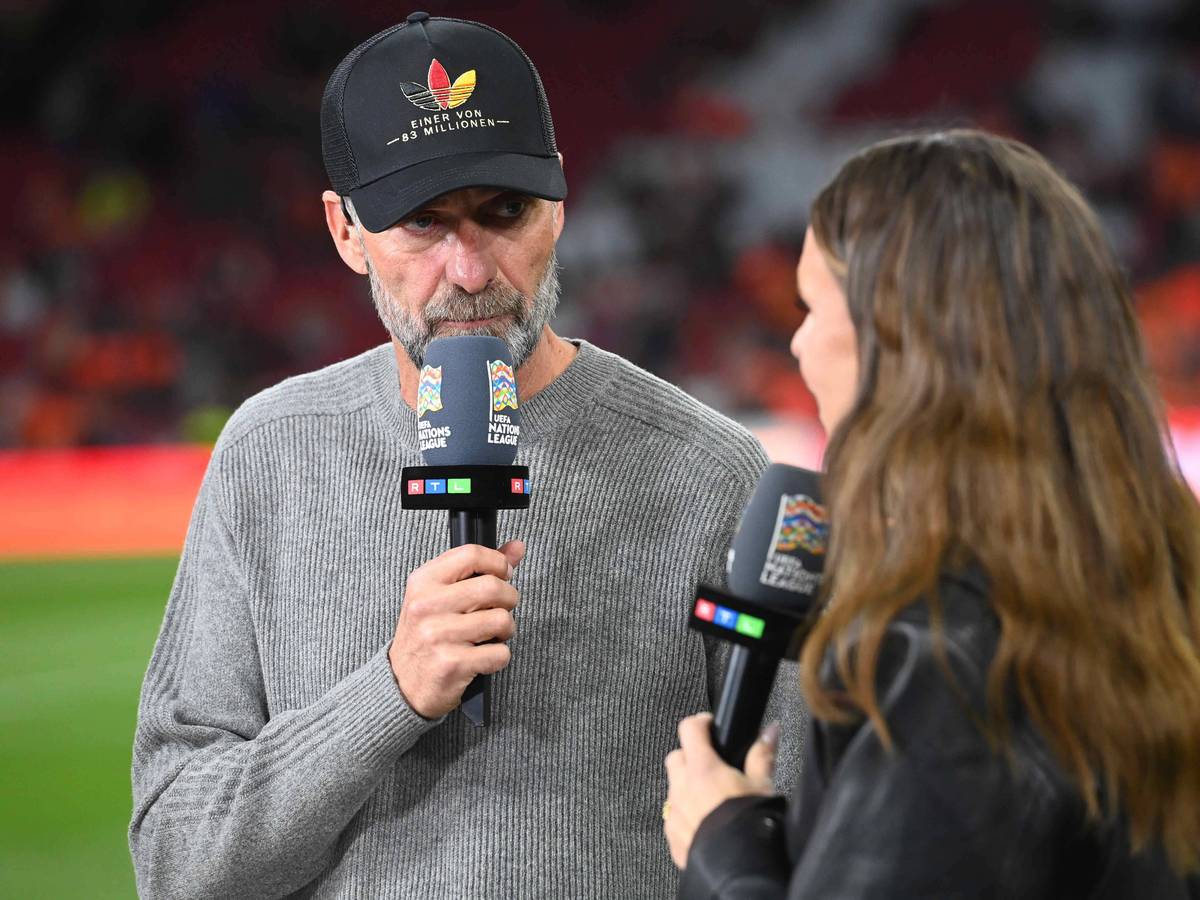 Jürgen Klopp im Interview mit RTL-Moderatorin Laura Wontorra.