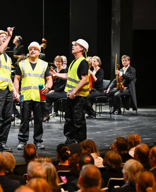 24.09.2026, Köln: Festakt zur Wiedereröffnung der Kölner Oper und des Schauspielhauses. Das Schauspiel Köln feiert das Ende der Sanierung der Kölner Bühnen, welche 14 Jahre gedauert und über 1,5 Milliarden Euro gekostet hat. Foto: Uwe Weiser