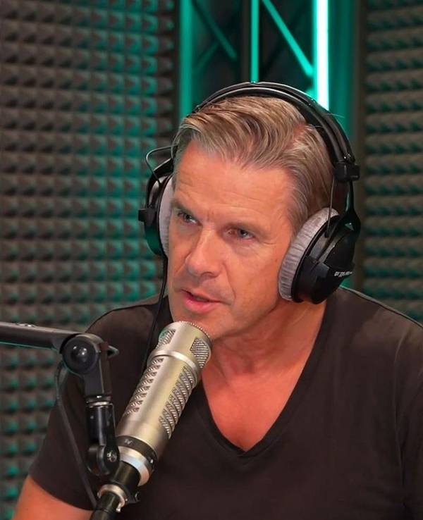 Markus Lanz hat in der neusten Folge des Podcasts „Lanz + Precht“ über die PISA-Ergebnisse gesprochen. (Bild: ZDF / Lanz + Precht)