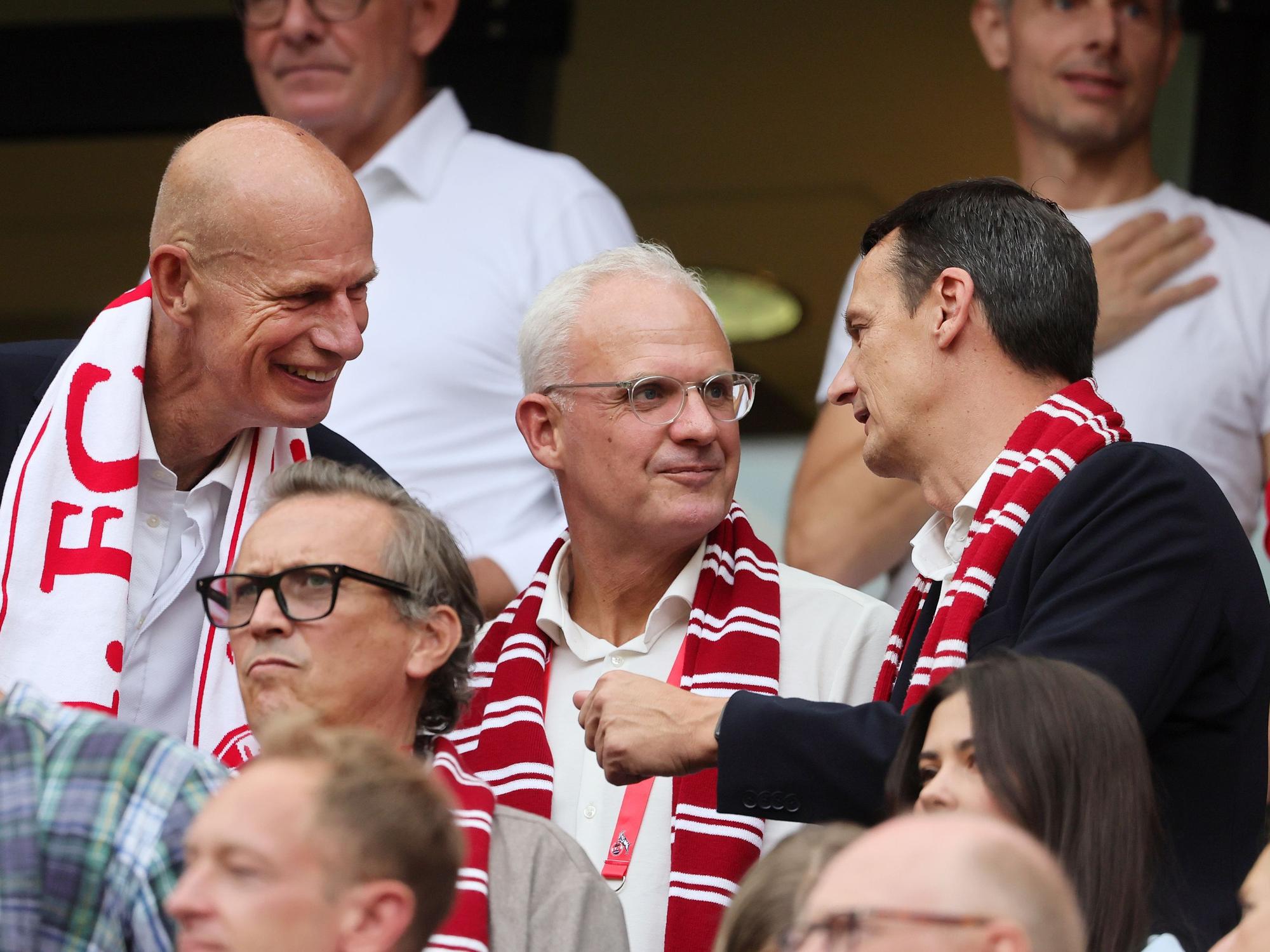 Jörn Stobbe, Jörg Alvermann und Ulf Sobek beim Spiel gegen Bremen.