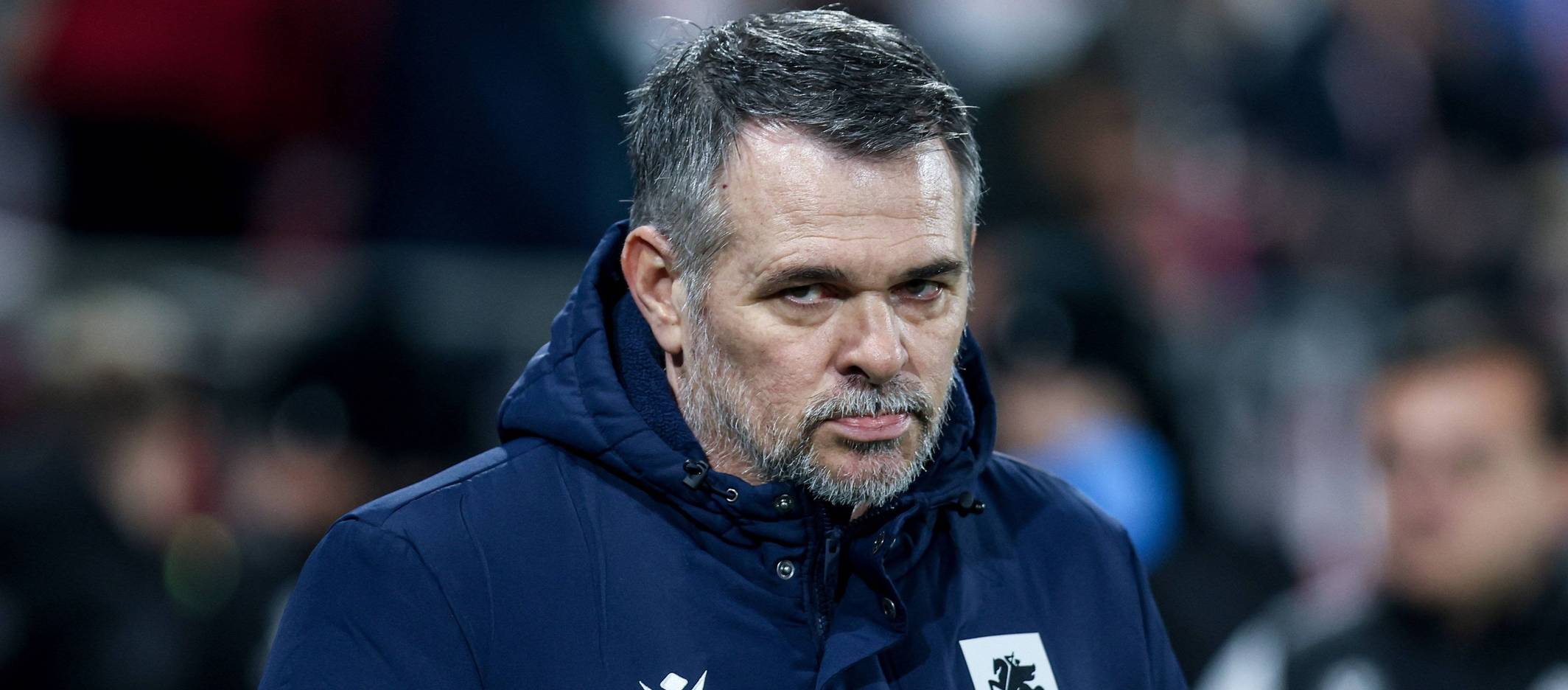 Willy Sagnol schaut bedröppelt.