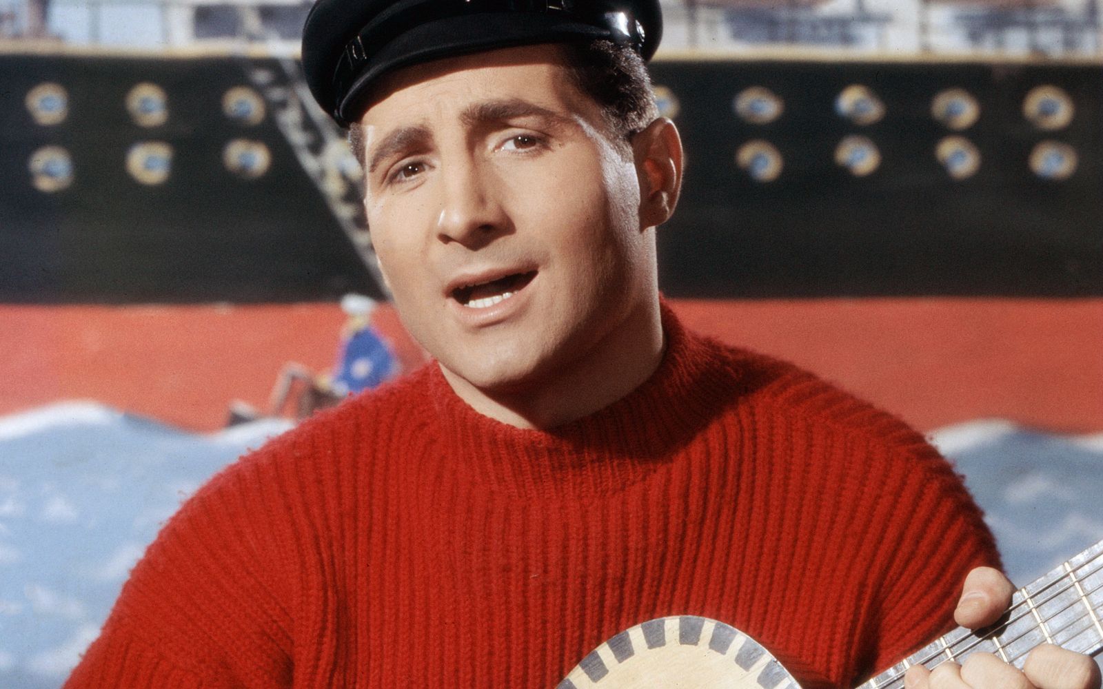 „Junge komm bald wieder“: Das Image des Seemanns bekam Freddy Quinn von seiner Plattenfirma verpasst. (Bild: IMAGO / United Archives)