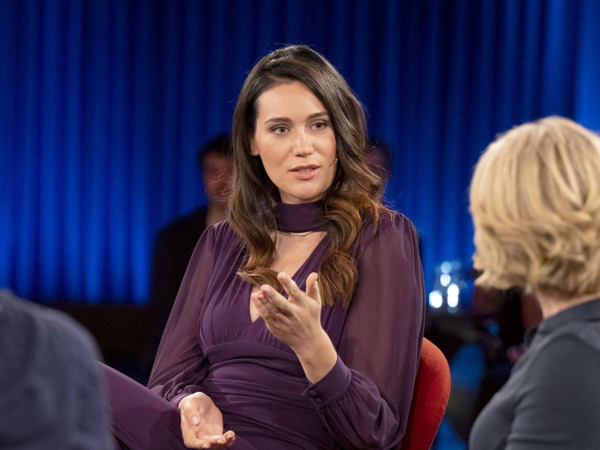 Gloria-Sophie Burkandt sprach im „Kölner Treff“ über die Zukunft mit KI. (Bild: WDR / FLOW / Melanie Grande)