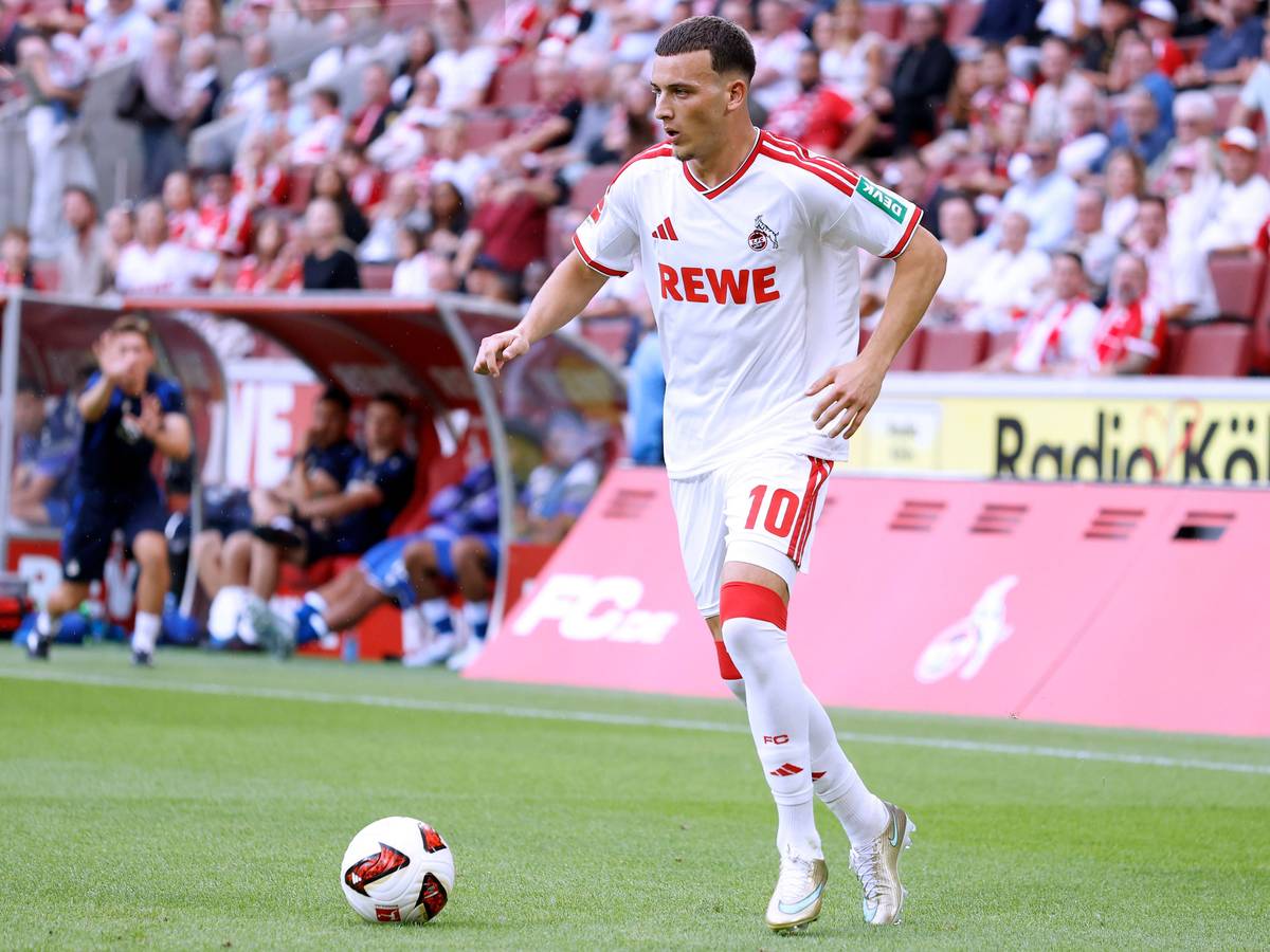 Said El Mala führt den Ball.