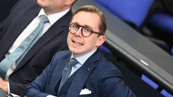Philipp Amthor (CDU) bei einer Sitzung des Bundestags. (Archivbild)