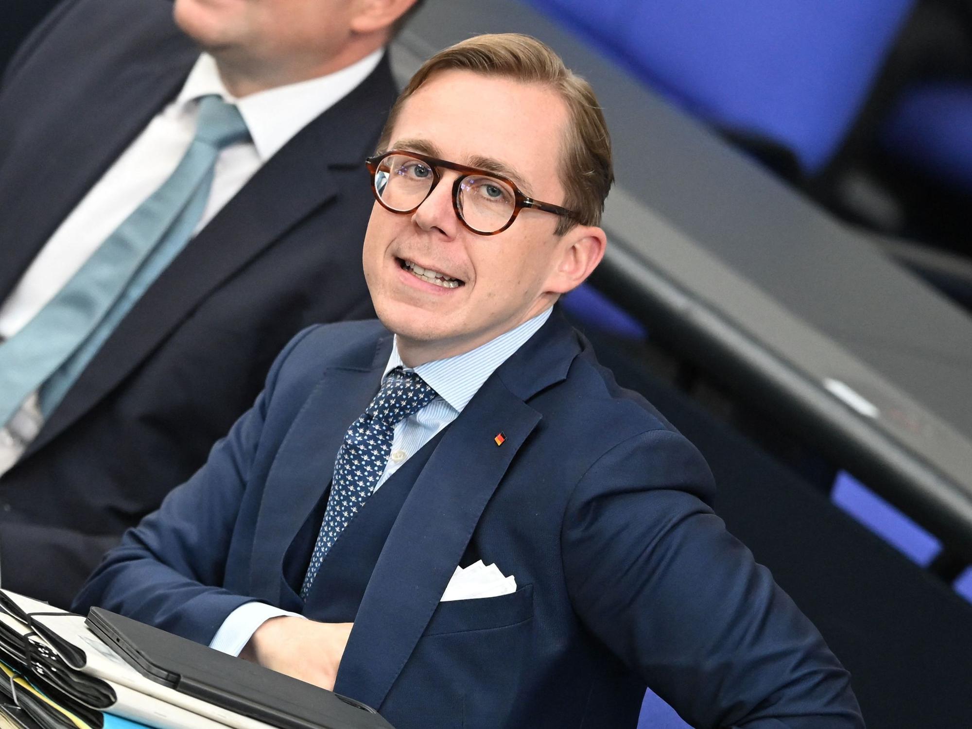 Philipp Amthor (CDU) bei einer Sitzung des Bundestags. (Archivbild)