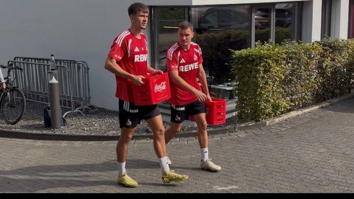Luc Dabrowski und Etienne Borie (r.) auf dem Weg zum FC-Training am Geißbockheim