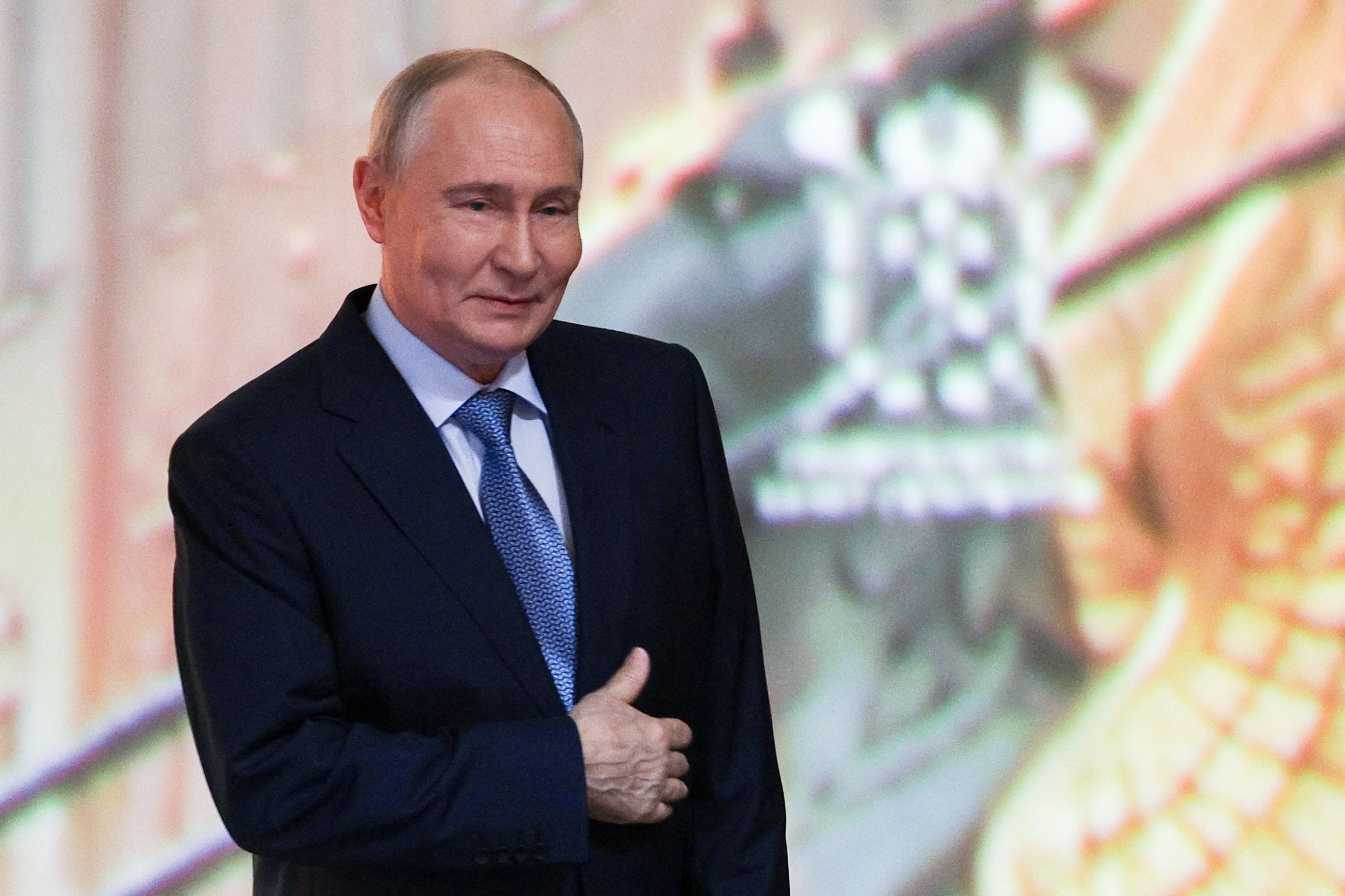 Russlands Präsident Wladimir Putin am 25. September im Mariinski-Theater in Sankt Petersburg. Geheimdienste warnen vor möglichen Angriffen.