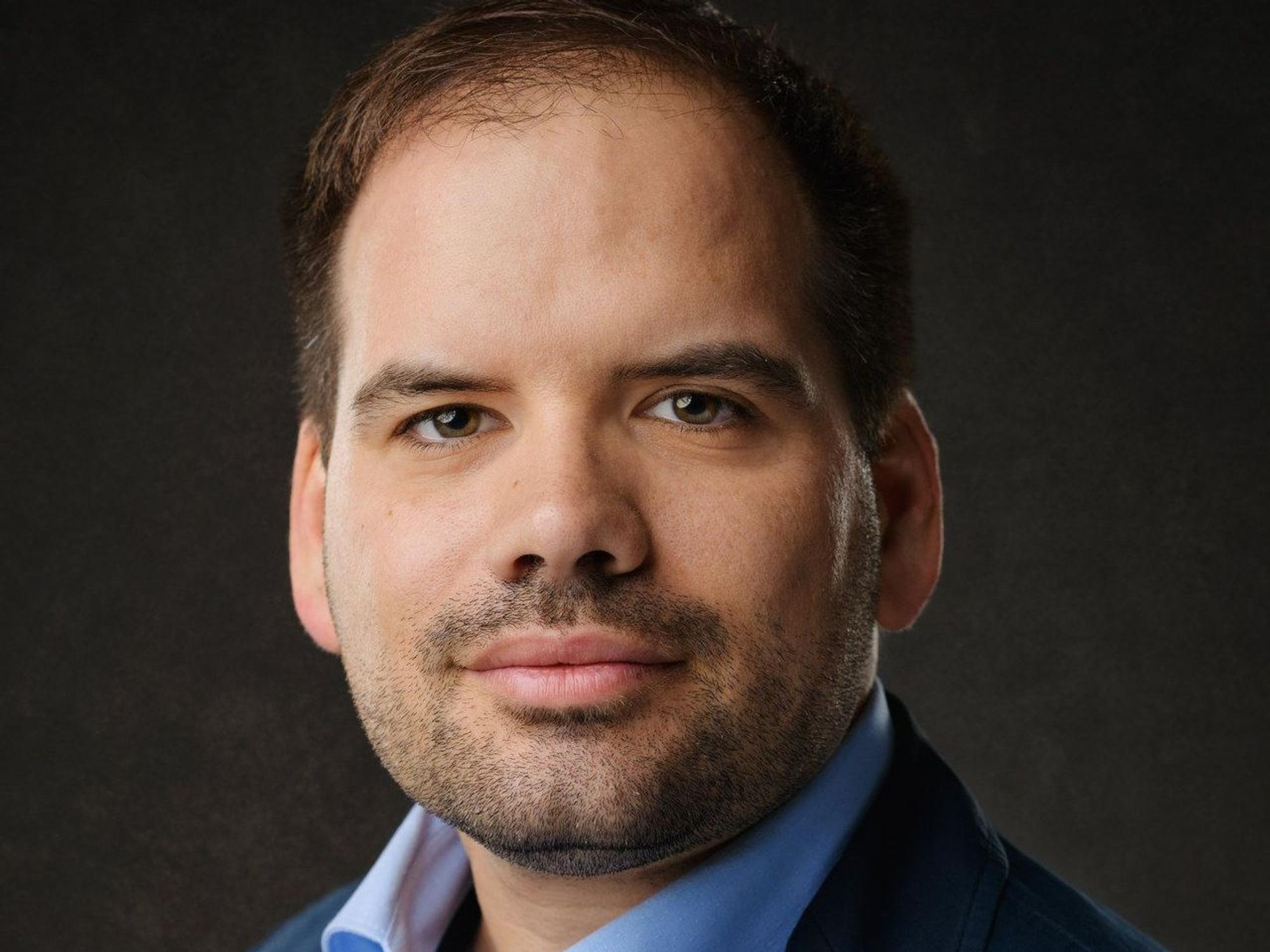 Pastor Fabian Maysenhölder schrieb das Buch "Witchfluencer"