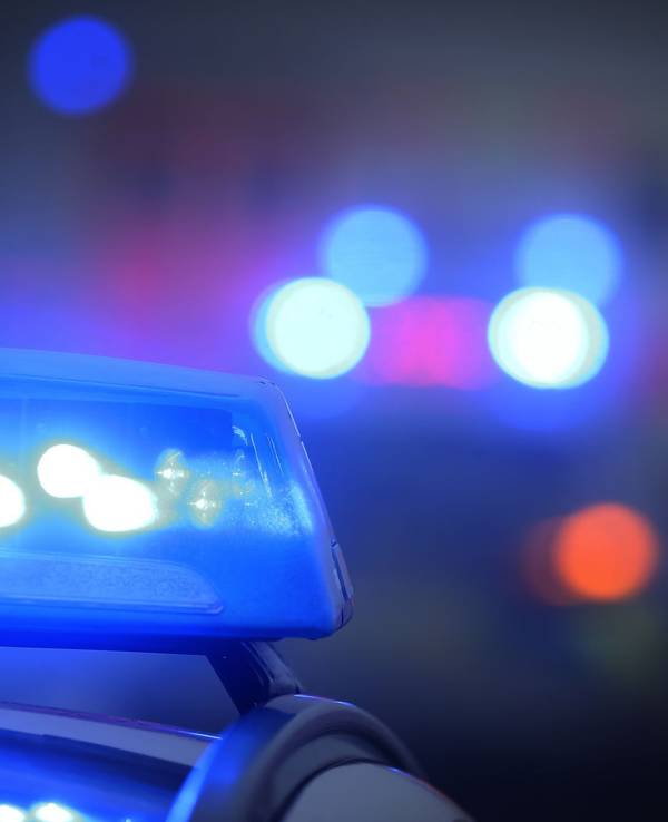 Polizei und Blaulicht.