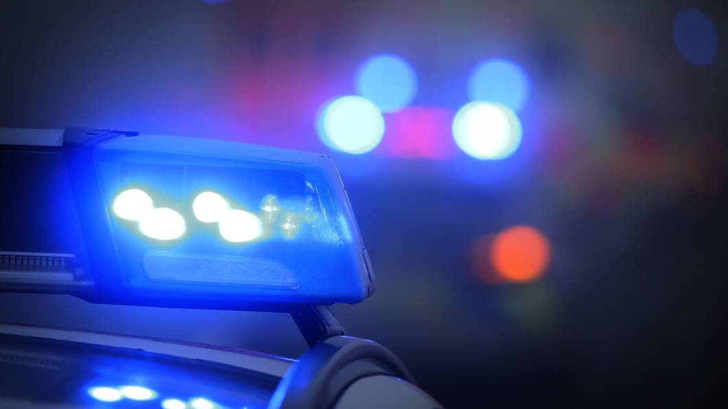 Polizei und Blaulicht.