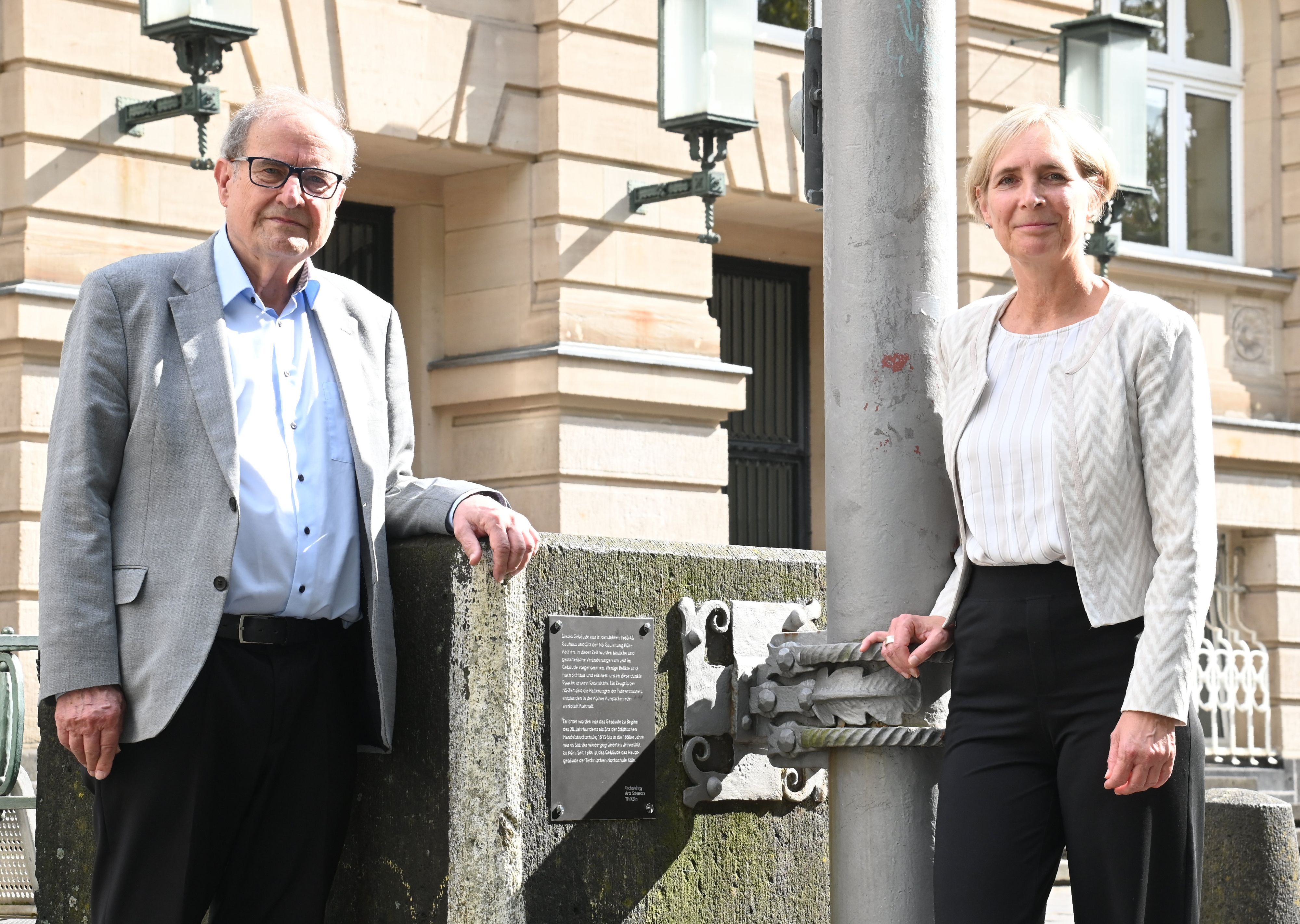 2Sylvia Heuchemer, Präsidentin der TH Köln, und Joachim Metzner, Präsident a.D. und Ehrensenator der TH Köln.