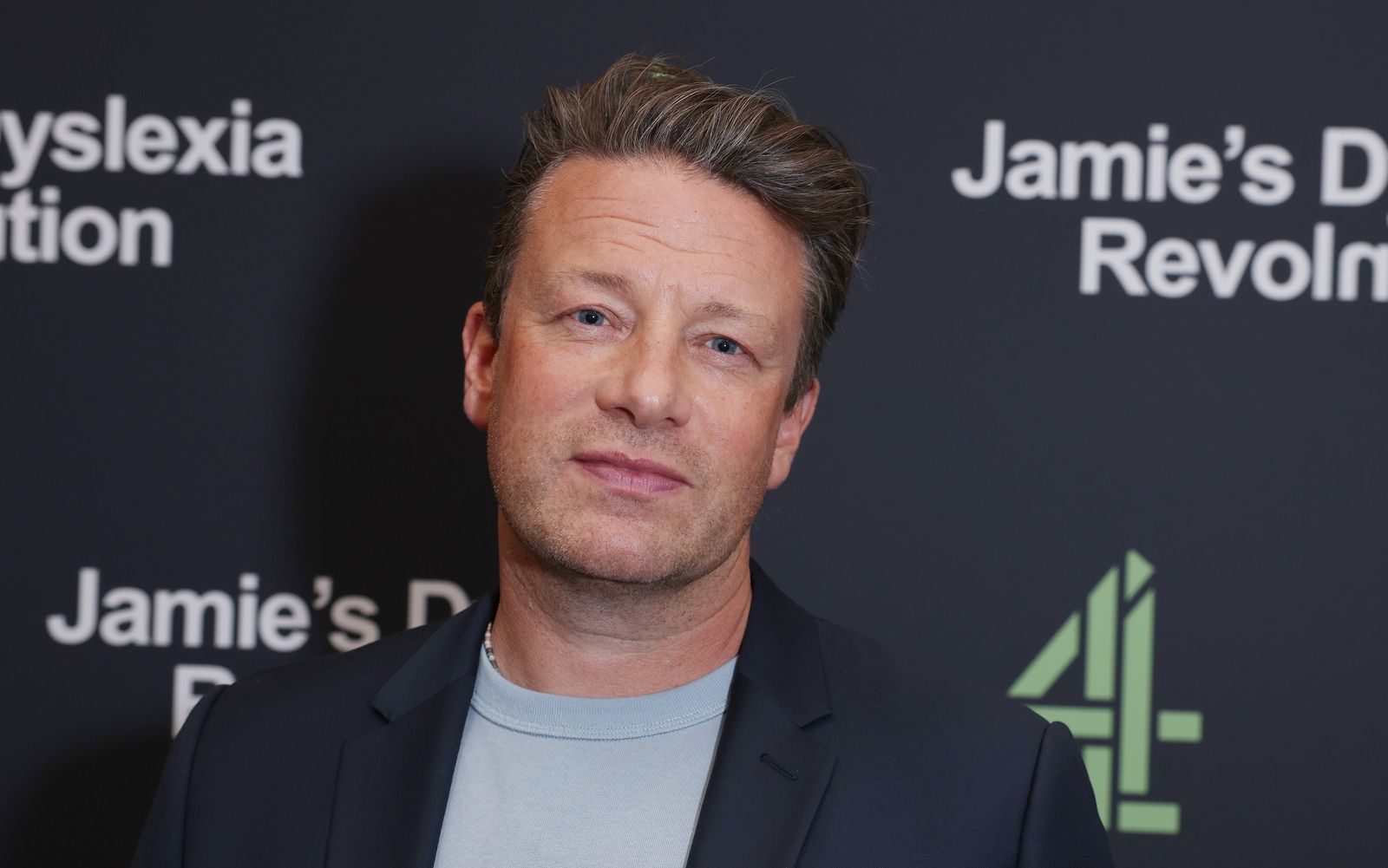 Der britische Star-Koch Jamie Oliver ist Essig-Fan und träumt von einer Deutschlandtour mit seinem Freund, dem deutschen TV-Koch Tim Mälzer. (Bild: 2025 Getty Images/Neil P. Mockford)