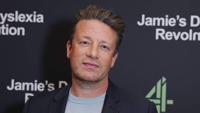 Der britische Star-Koch Jamie Oliver ist Essig-Fan und träumt von einer Deutschlandtour mit seinem Freund, dem deutschen TV-Koch Tim Mälzer. (Bild: 2025 Getty Images/Neil P. Mockford)